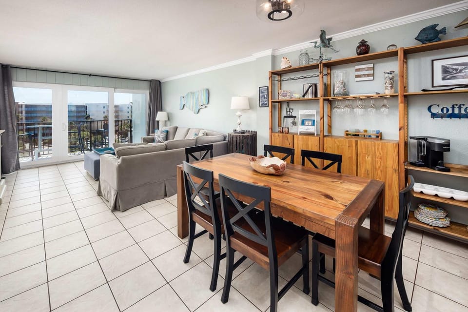 Sea Oats 611 Gulf front condo House in Okaloosa Island