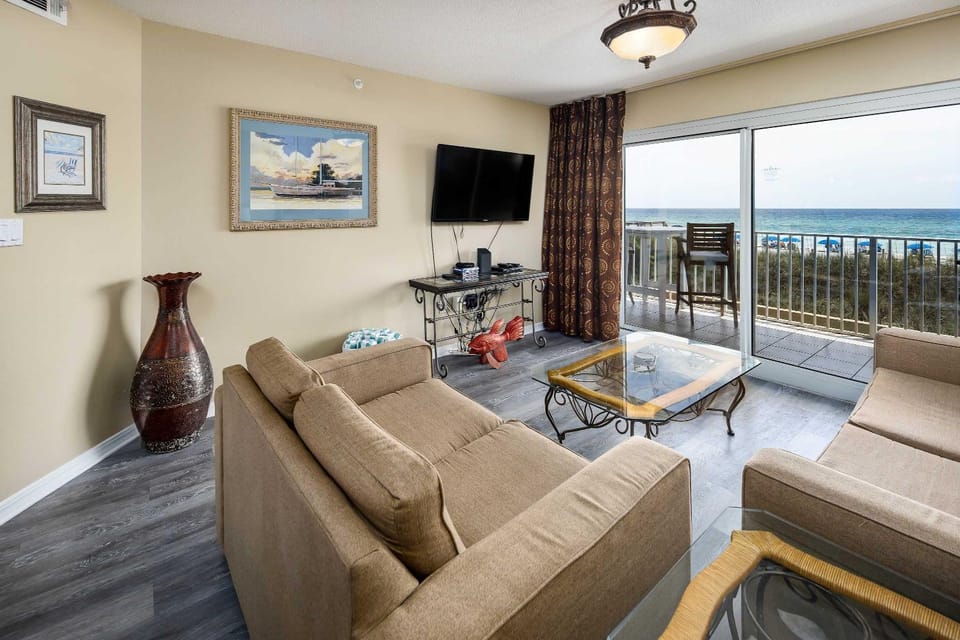 Summerlin 102 Spacious Gulf front condo House in Okaloosa Island