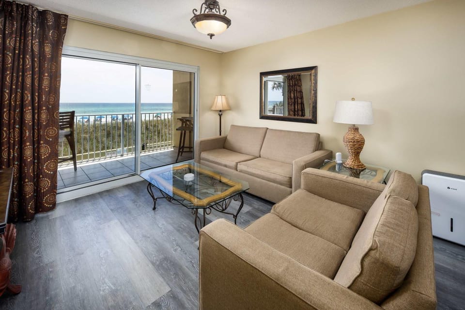 Summerlin 102 Spacious Gulf front condo House in Okaloosa Island