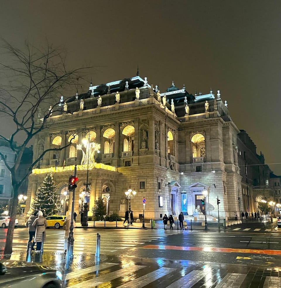 Night, Neighbourhood, City view, Location