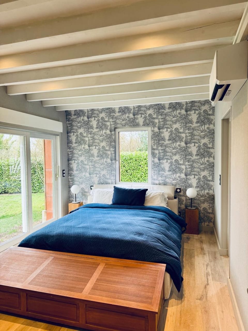 Luxurious 5-suite home near Deauville Villa in Normandy