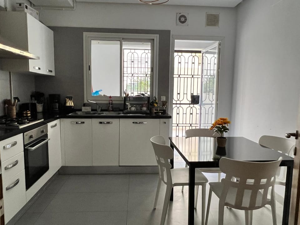 High standing 3-bedroom apartment in La Marsa terrace et parking Apartment in Tunis Governorate, Tunisia