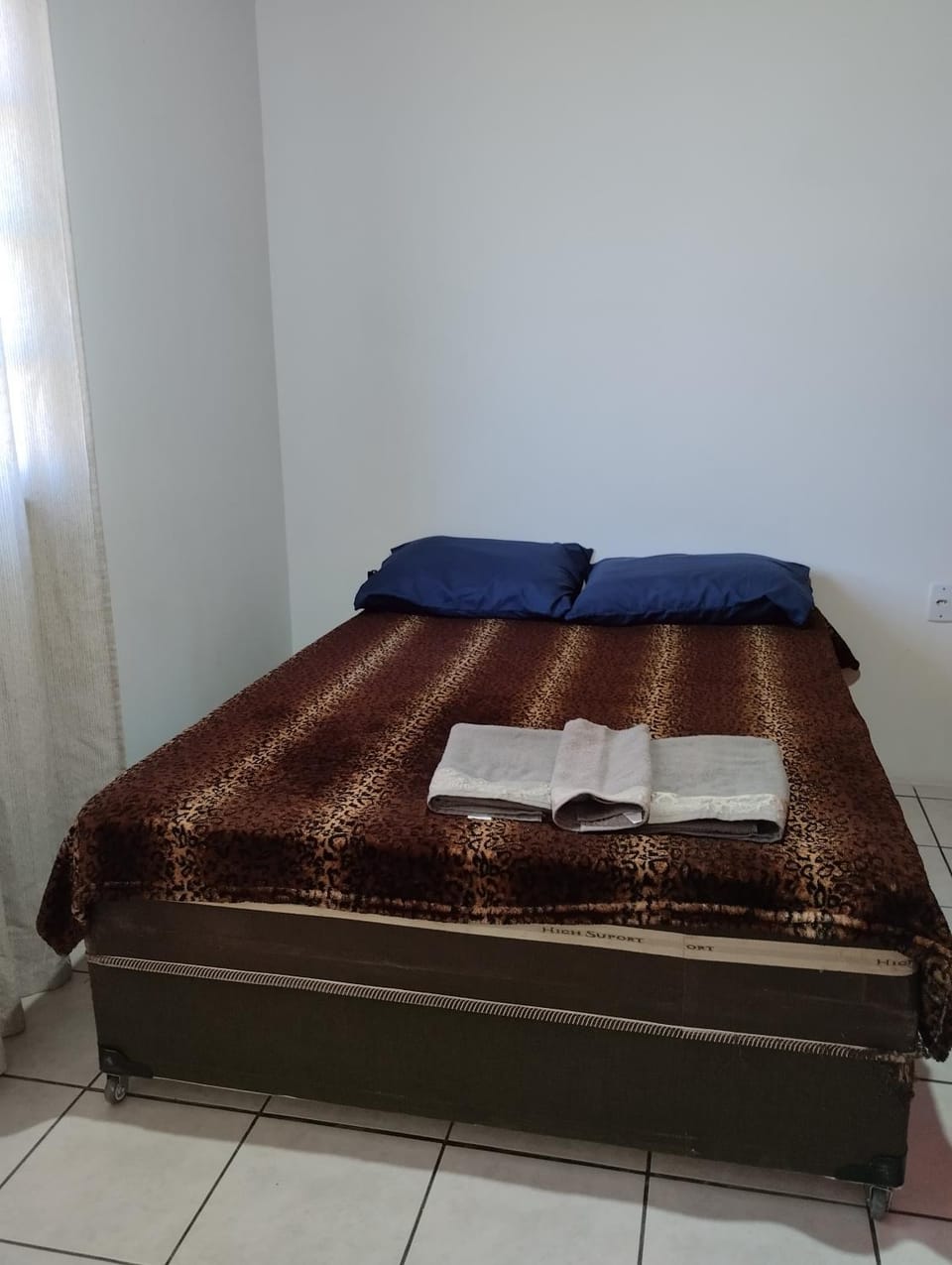 Praia cachoeira do bom House in Florianopolis