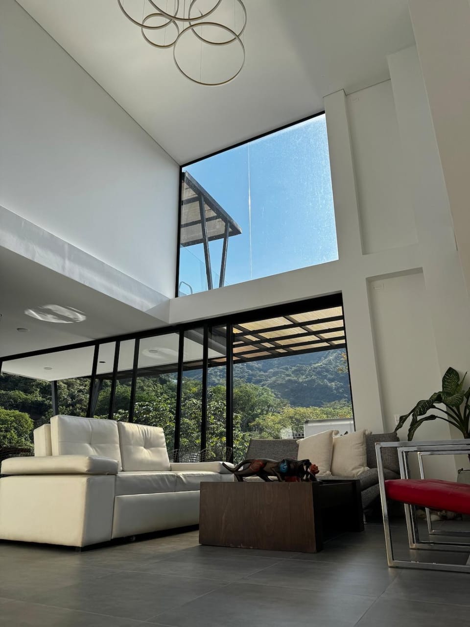 Luxury estate in San Jerónimo with infinity pool House in San Jerónimo