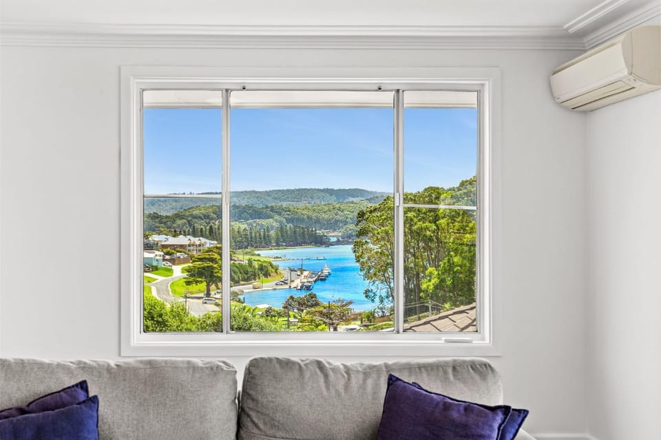 Golfers View Penthouse Apartment in Narooma