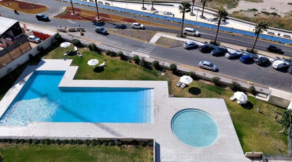 Pool view, Swimming pool