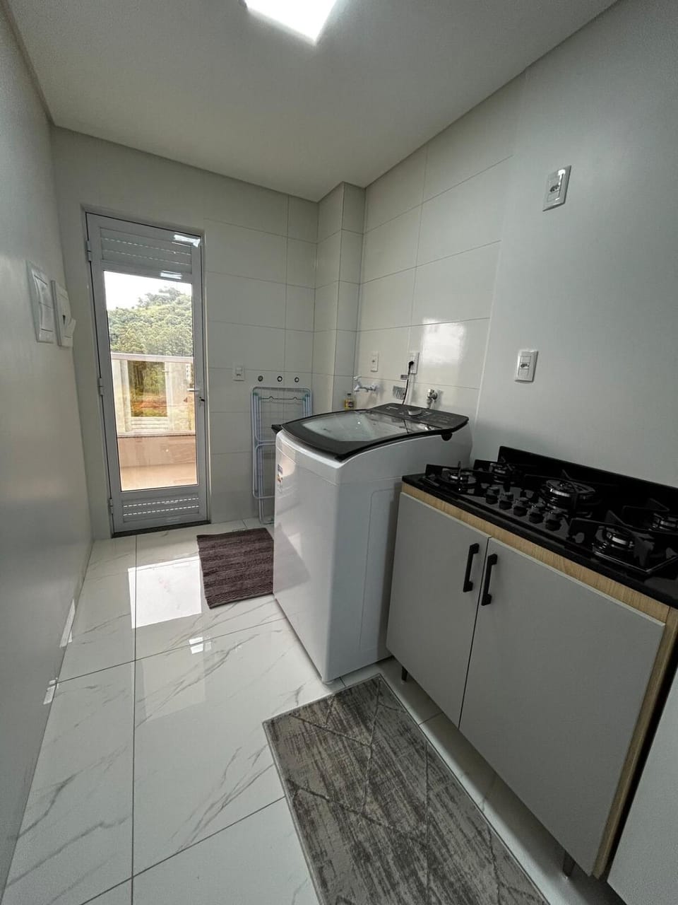 stove, laundry