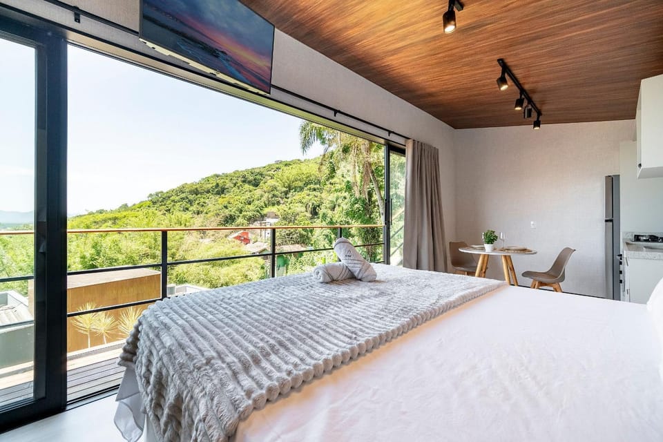 Studio Lake com vista para a Lagoa by Achei Apartment in Florianopolis