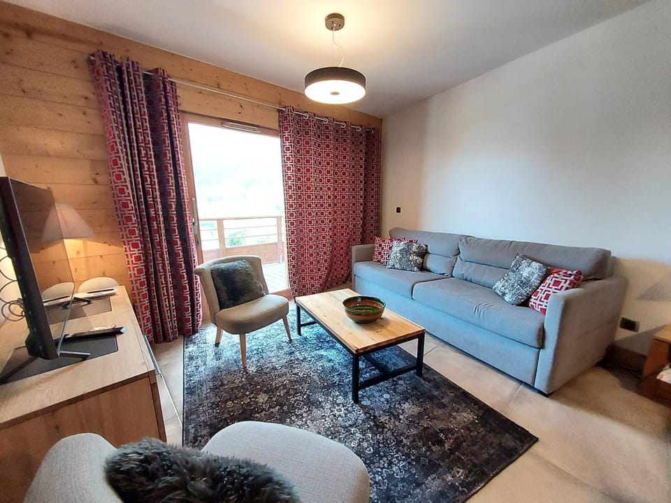 Appartement lumineux avec balcon et parking, Valmorel - FR-1-356-554 Apartment in Les Avanchers-Valmorel