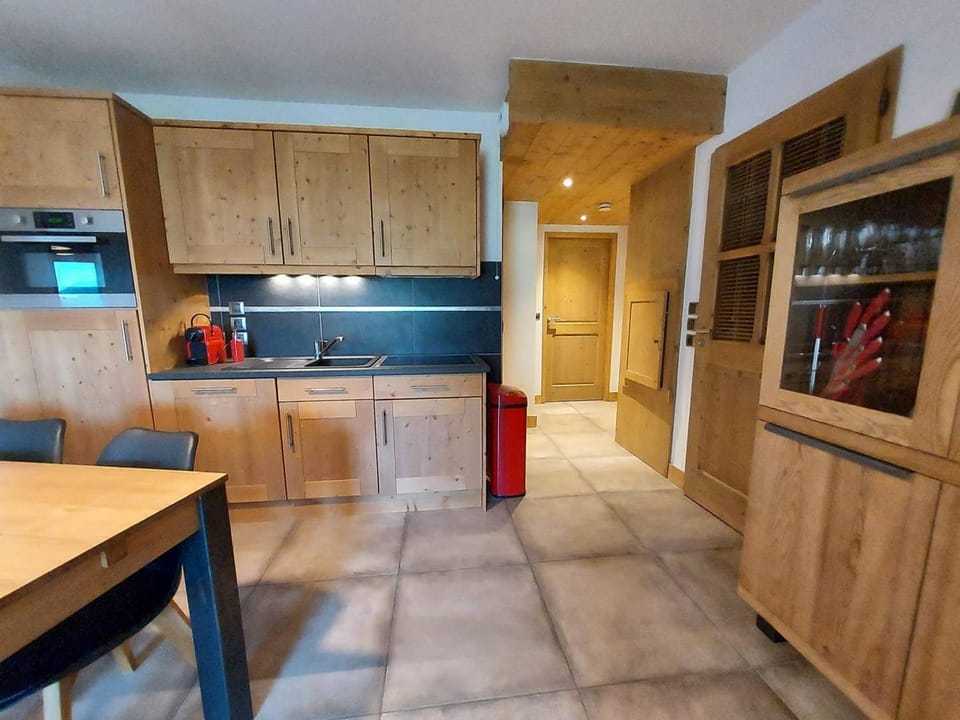 Appartement lumineux avec balcon et parking, Valmorel - FR-1-356-554 Apartment in Les Avanchers-Valmorel