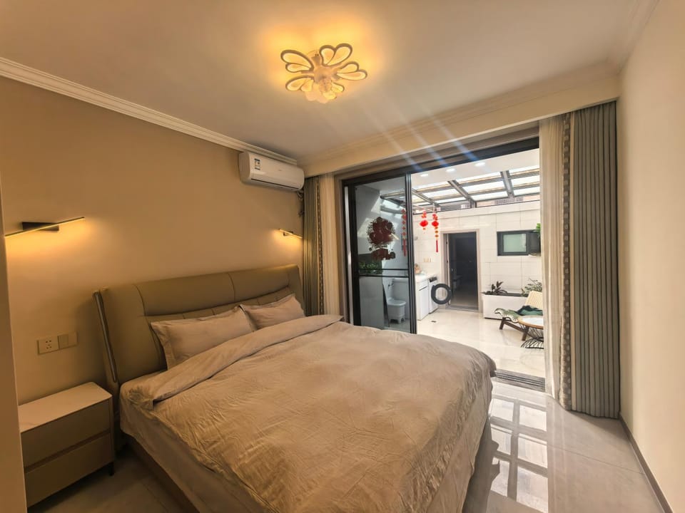 Huishanli Courtyard Homestay Apartment in Suzhou