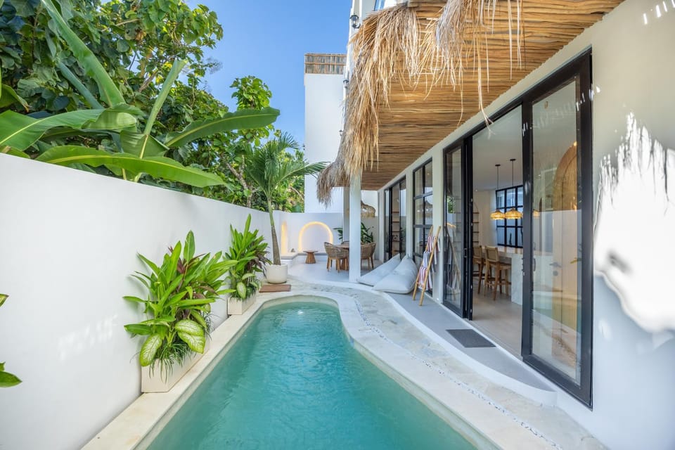 Balangan 3BR Rooftop pool view 3mn from the beach Villa in Bali