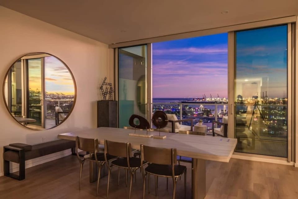 Marbella Lane - Luxurious 3BR Penthouse House in Long Beach