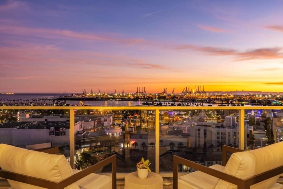 Marbella Lane - Luxurious 3BR Penthouse House in Long Beach