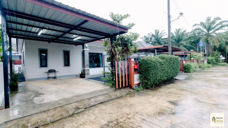 Privatehouse2bedroom2bathroom3kmfrombeach House in Krabi Changwat