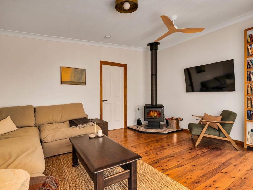 The Lilli Pad- A Tranquil Garden Stay House in Malua Bay