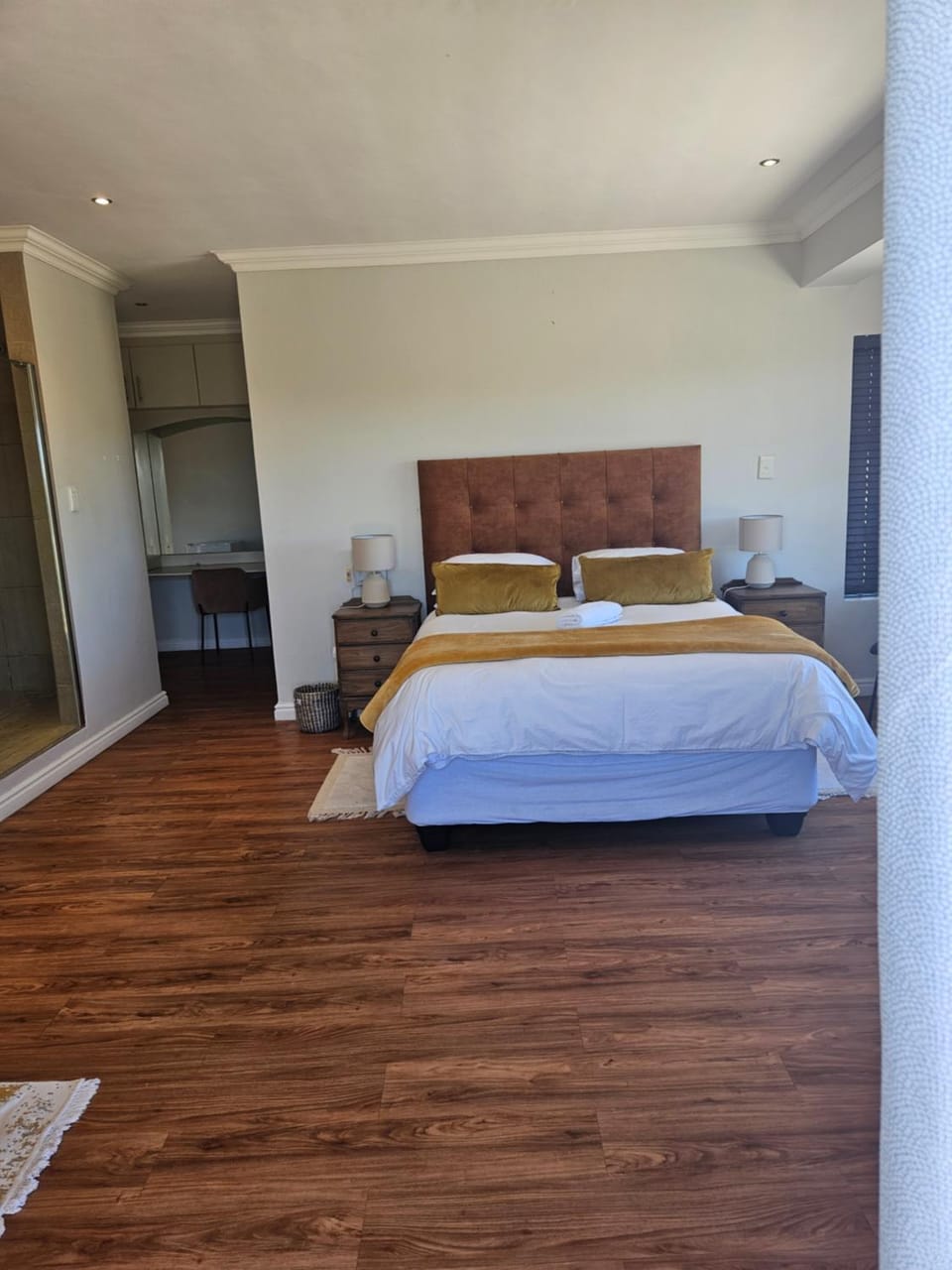 62 on Sharwood guesthouse Bed and Breakfast in Port Elizabeth