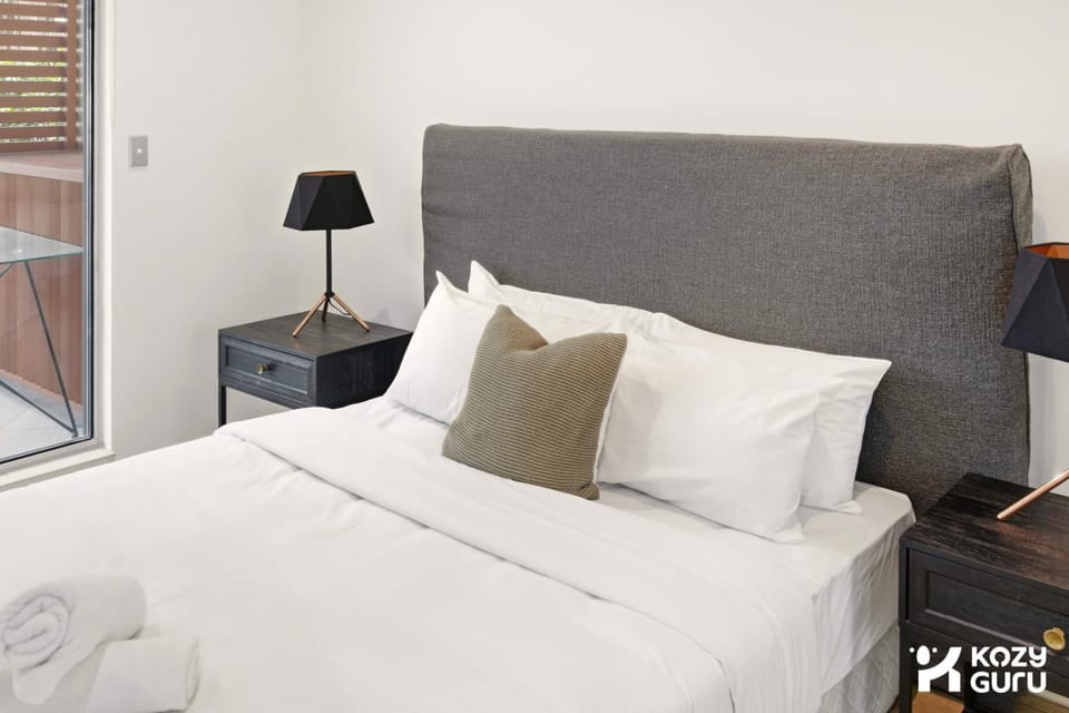 KozyGuru | Rosebery | Resort-Style Living Gem Apartment in Sydney