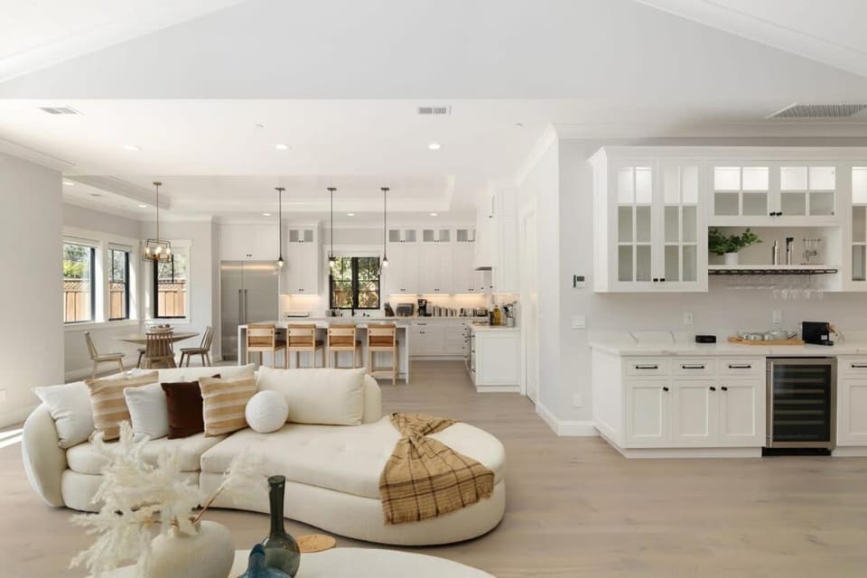 Marbella Lane - Sophisticated 4BR in Los Altos House in Los Altos