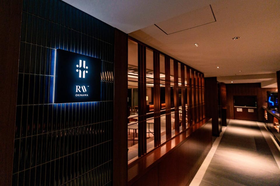 Communal lounge/ TV room, Property logo or sign, Lounge or bar