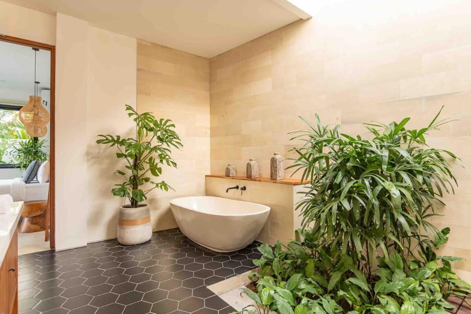 Villa Malami - Spacious Luxury Villa, 5 minutes to the Beach Villa in North Kuta
