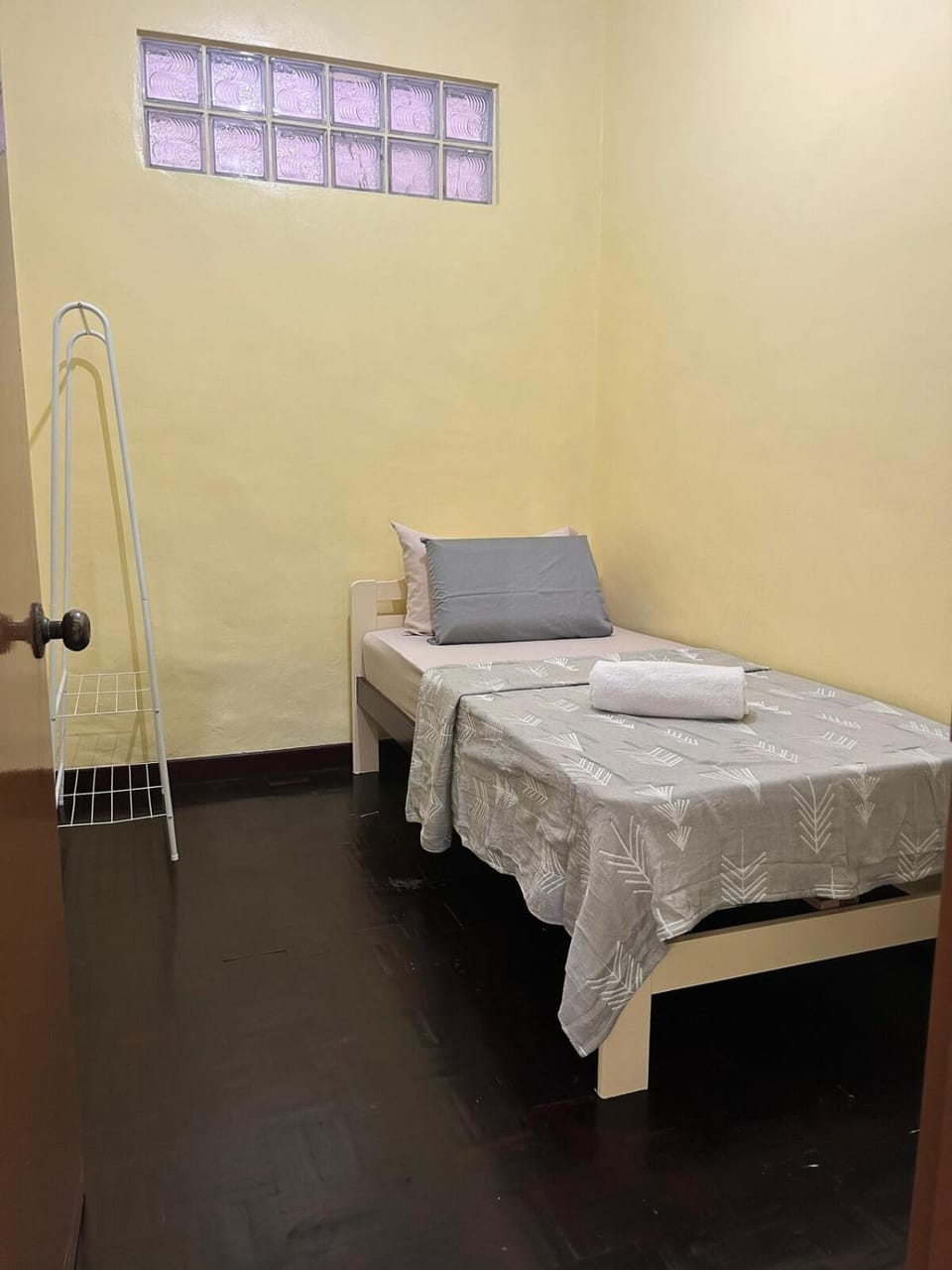 Ecozy Homestay at Beverly Hills Phase 3 Penampang Apartment in Kota Kinabalu