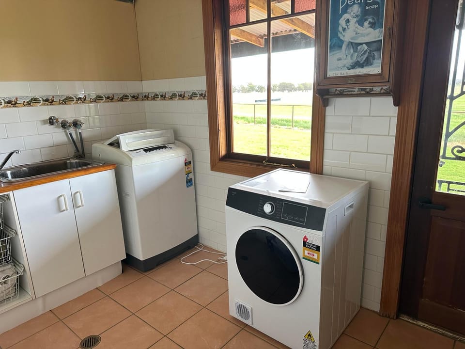 Loudawn Homestead House in Cowra