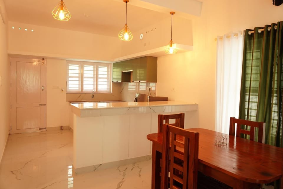 Kitchen or kitchenette, kitchen, kitchen