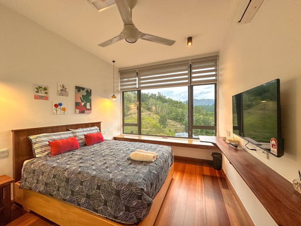 Bed, Bedroom