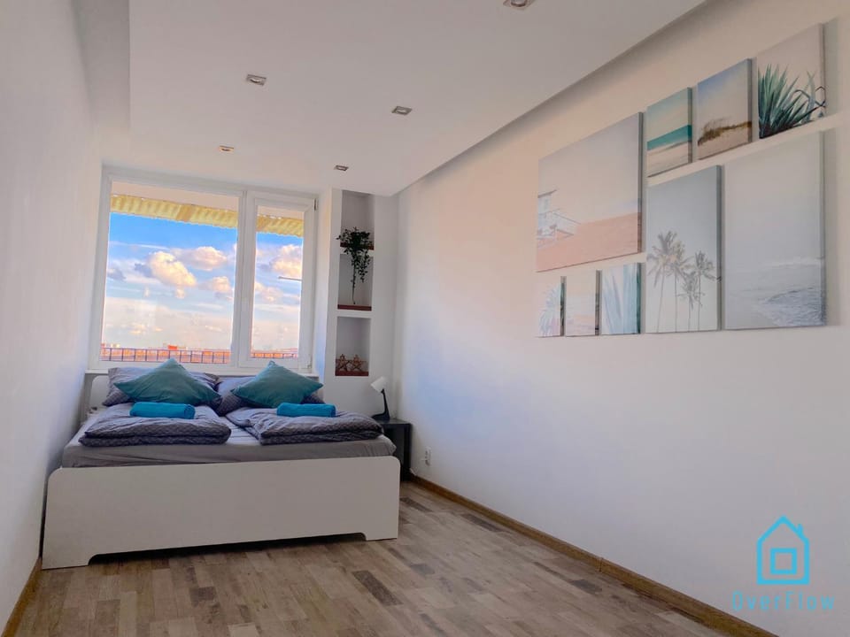 Wave Apartment with Amazing View- 2 km to Baltic Sea Apartment in Gdansk