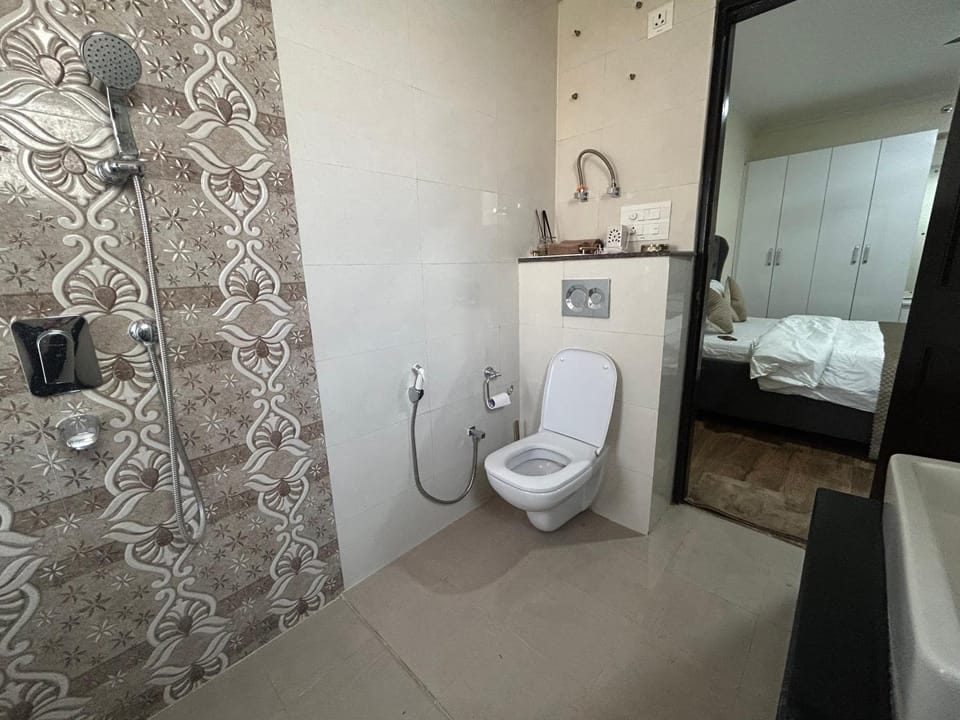 SkyNest - 3BHK - Airport Road Mohali - For Corporate & Families Apartment in Punjab, India