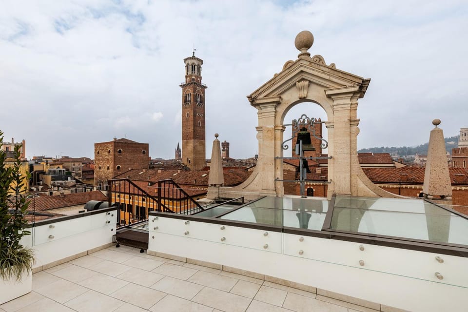 View (from property/room), Balcony/Terrace, Internal: Not applicable to any particular room