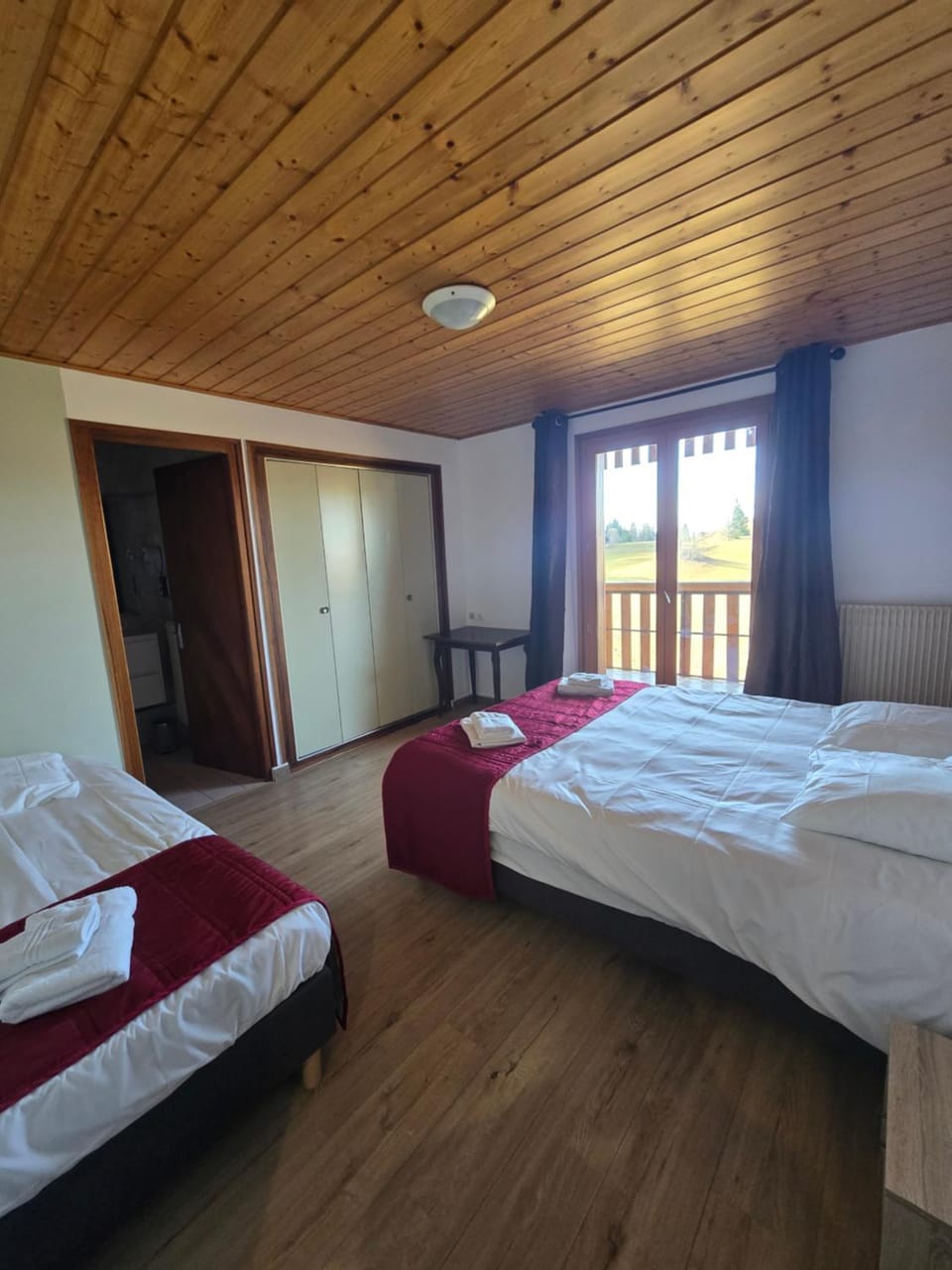 Logement chaleureux au pied des pistes de Lamoura Hotel in Haute-Savoie