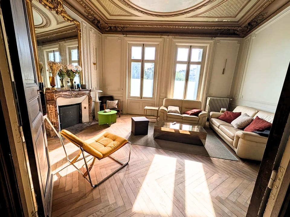Communal lounge/ TV room, Living room
