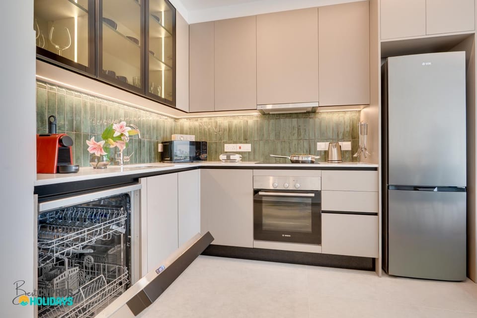 dishwasher, microwave, oven, kitchen