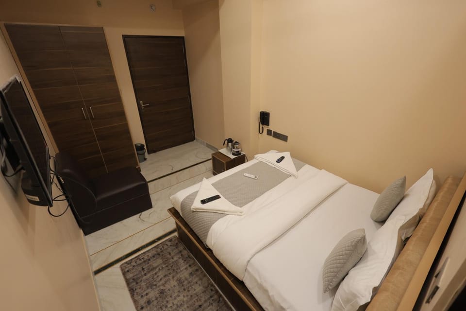 Hotel Pearl -Jaipur Pink City Centre Hotel in Jaipur