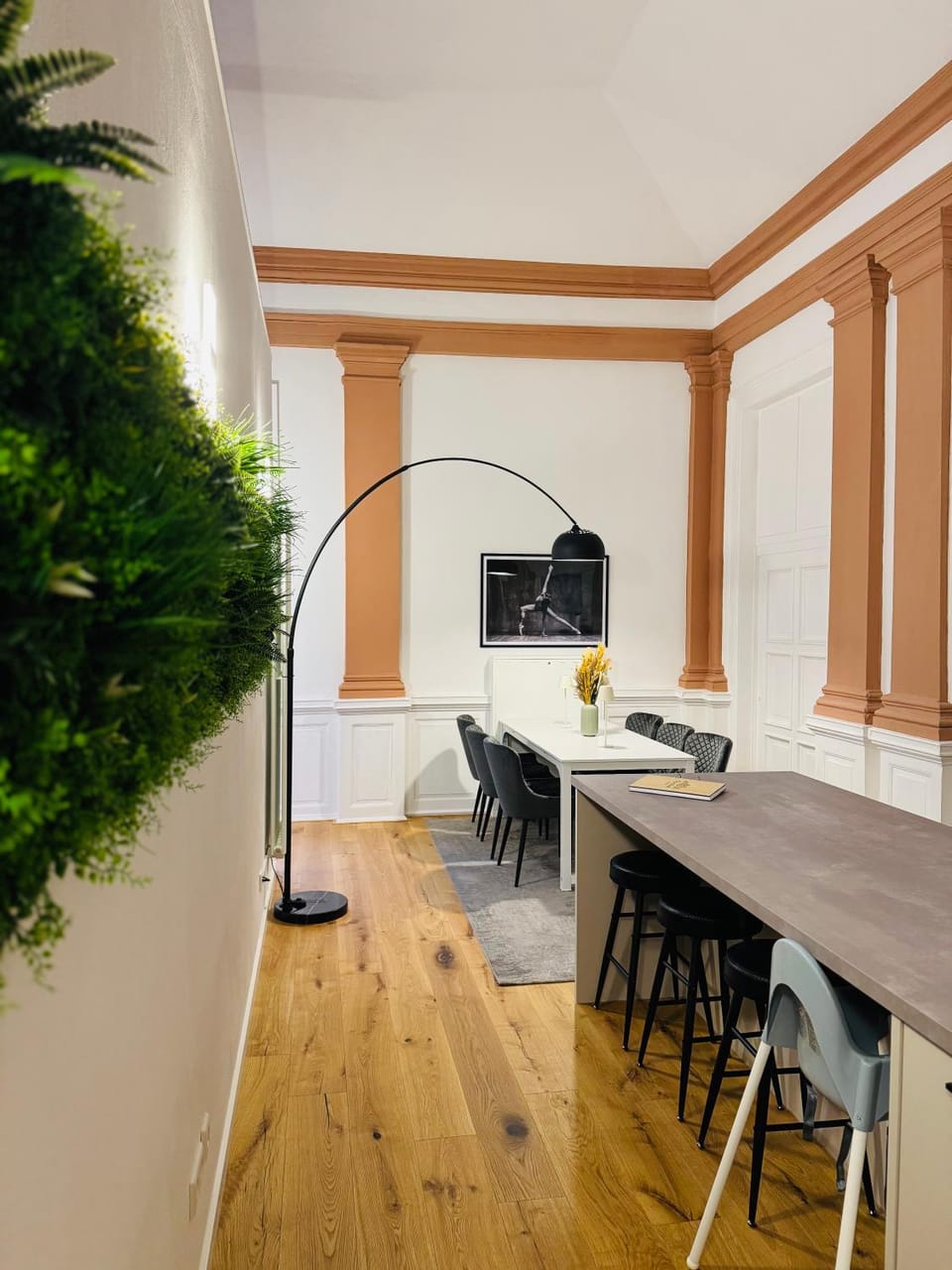 Dining area, kitchen