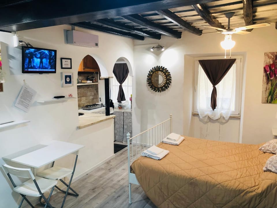 House&Colosseum Apartment in Rome