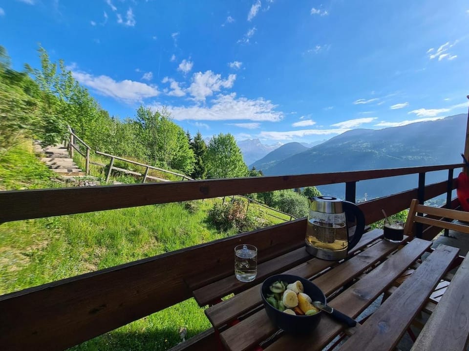 appartement proche ski et randonnées, vue montagne Apartment in Saint-Gervais-Bains
