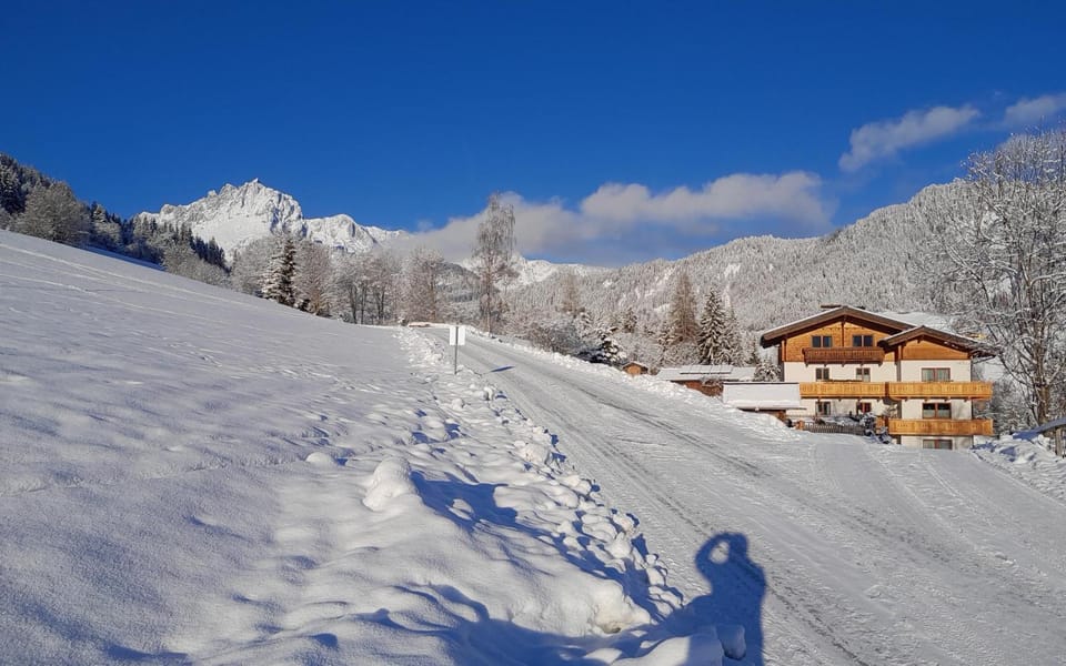 Property building, Natural landscape, Winter, Hiking