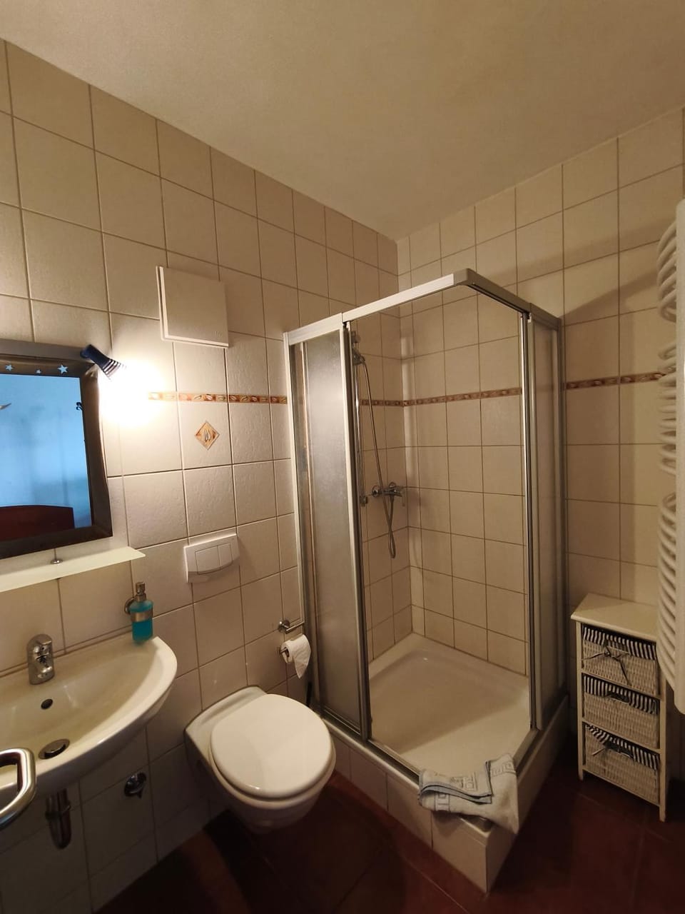 Shower, Toilet, Bathroom