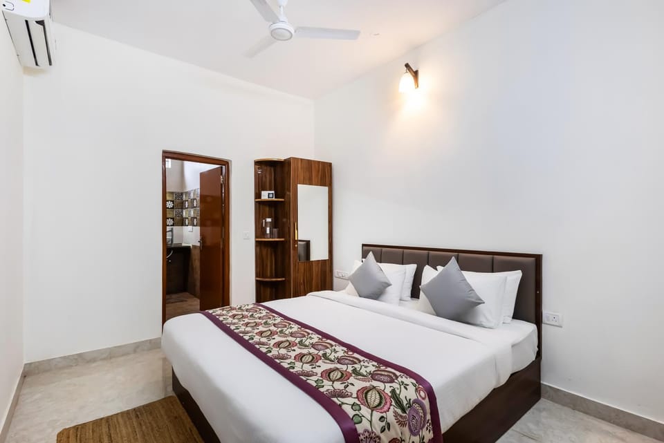 Eco Serenity Pet-friendly Charming 2-BHK Villa With Lush Garden, Gazebo, Private Pool & Open Dining Close to Nandi Hills Villa in Karnataka