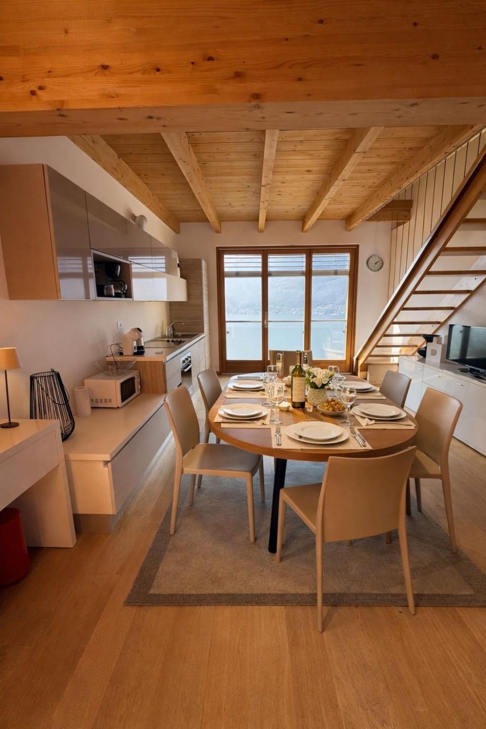 Gardenia stunning lake view Apartment in Rome