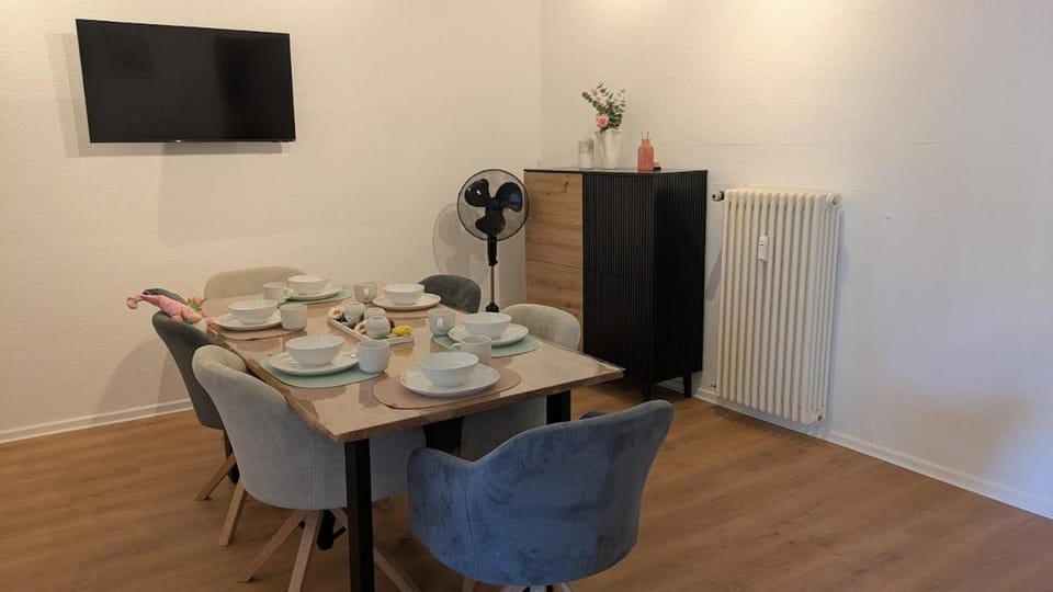 TV and multimedia, Dining area