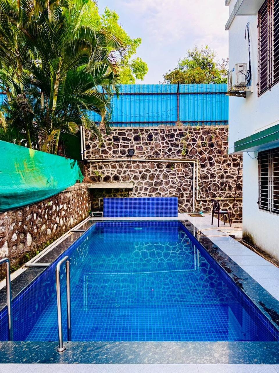 Pool view, Swimming pool, Swimming pool