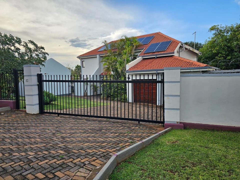 African Nights Protea House Bed and Breakfast in Pretoria