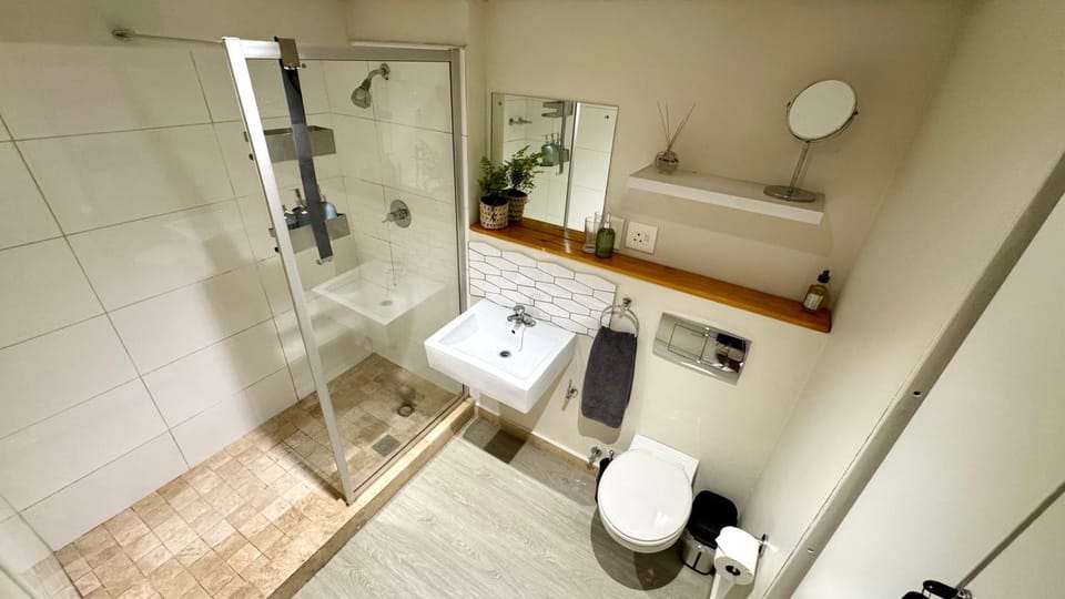 Shower, washing machine