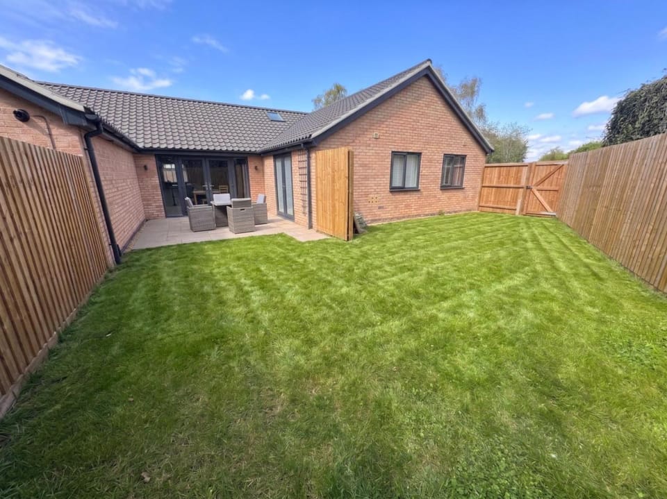 Stylish New Build 3-Bed House near Science Park House in Cambridge