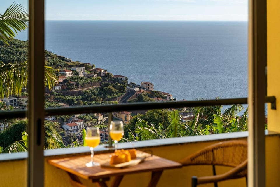Day, View (from property/room), Balcony/Terrace, Mountain view, Sea view