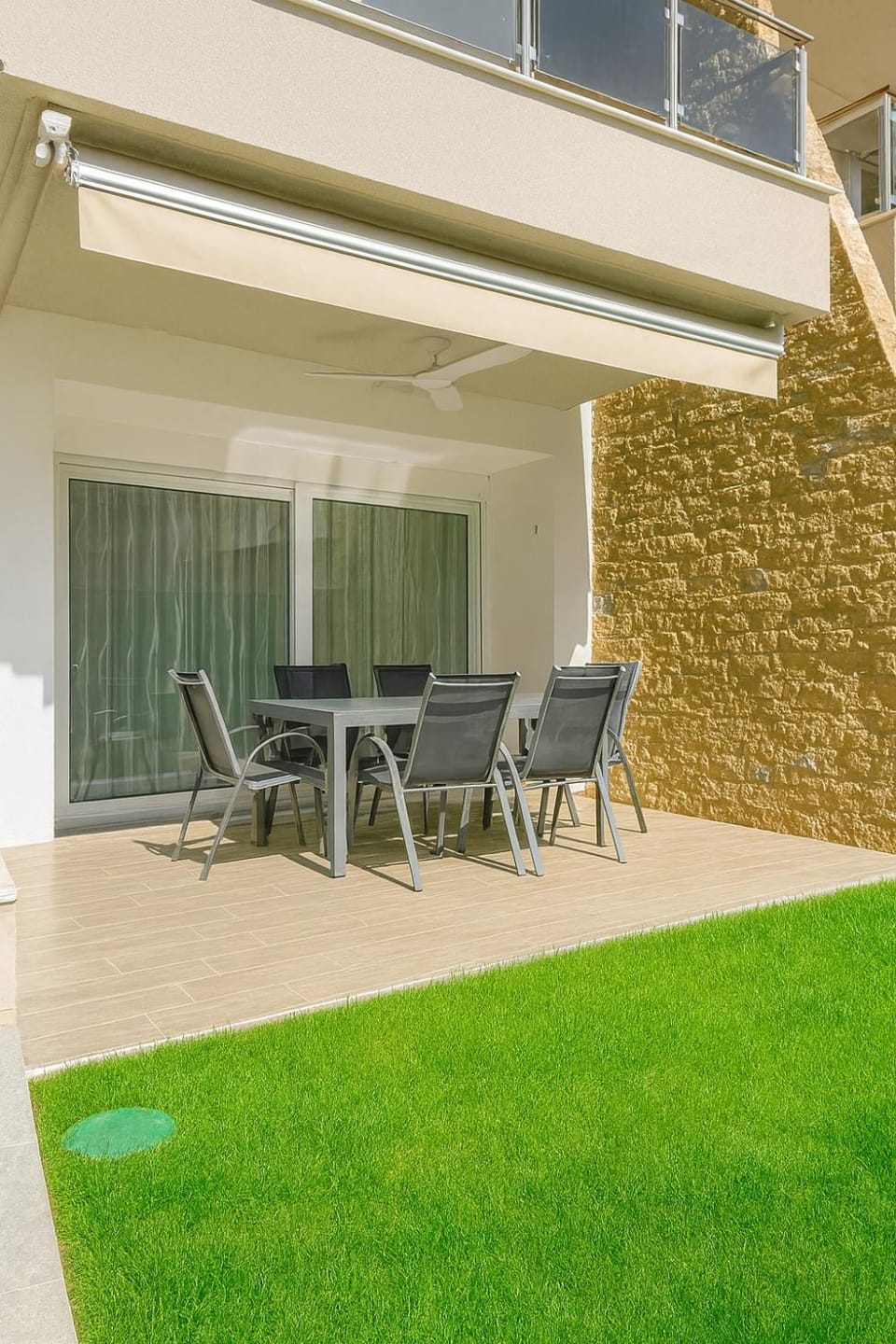 Garden, Balcony/Terrace